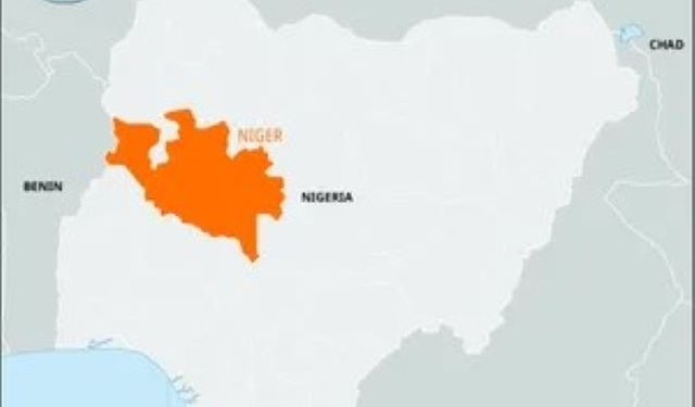 EFCC hands over N104.1m recovered to Niger State