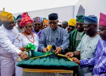 Abiodun commissions Akute–Ajuwon–Alagbole Road, set to award 11 more projects across Ogun