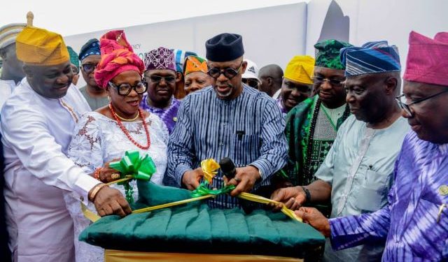 Abiodun commissions Akute–Ajuwon–Alagbole Road, set to award 11 more projects across Ogun