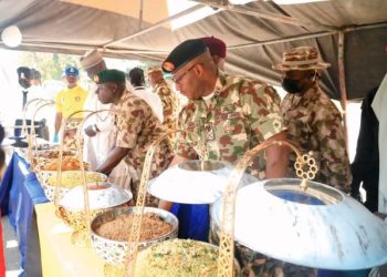 Nigeria: Chief of Army Staff honours frontline troops with luncheon on Christmas, hails them for resilience, sacrifice