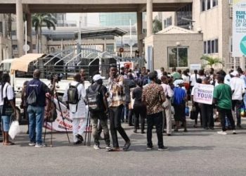 Nigeria: Indigenous contractors resume protest over alleged N4trn FG debt