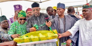 Abiodun commissions roads in Ijebu-Ode, dismisses allegations that oil exploration funds had been diverted as misleading