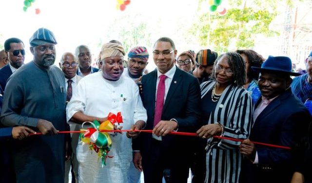 Shell/NNPC, partners, deliver Geosciences Centre of Excellence at University of Lagos