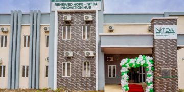Nigeria: Minister of Communications, Tijani unveils high-tech innovation hub at OAU