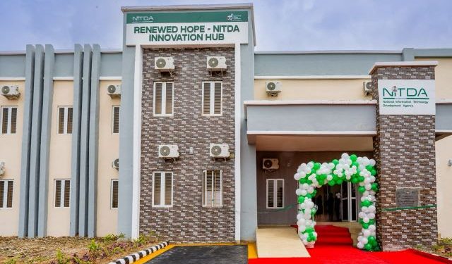 Nigeria: Minister of Communications, Tijani unveils high-tech innovation hub at OAU