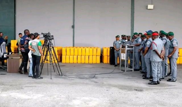 Nigeria Customs  intercepts smuggled vegetable oil, tyres worth N273.7m in Calabar