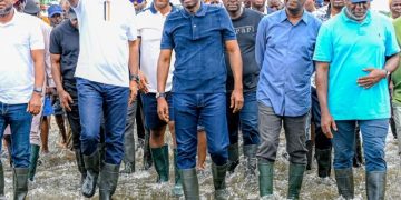 Sanwo-Olu inspects flooded Lagos communities, promises speedy actions